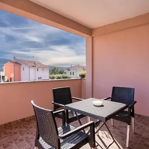 Apartment Brdanovic, Cres